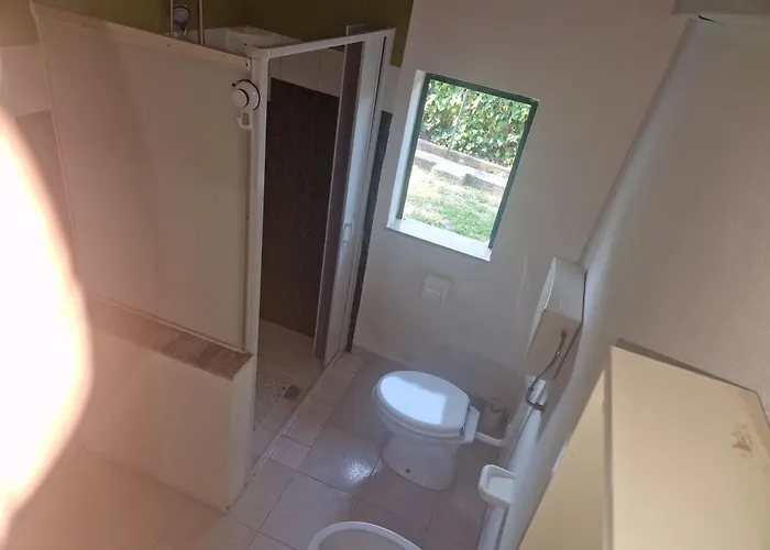 Nina's House, 4 Casa de Férias